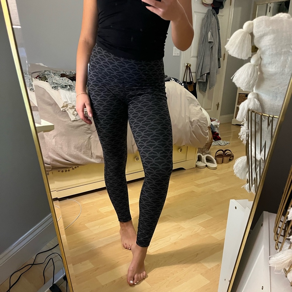 Vineyard Vines Black Patterned Leggings
